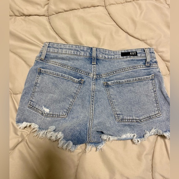 Kut from the Kloth Denim Shorts Size 4 - Picture 2 of 3